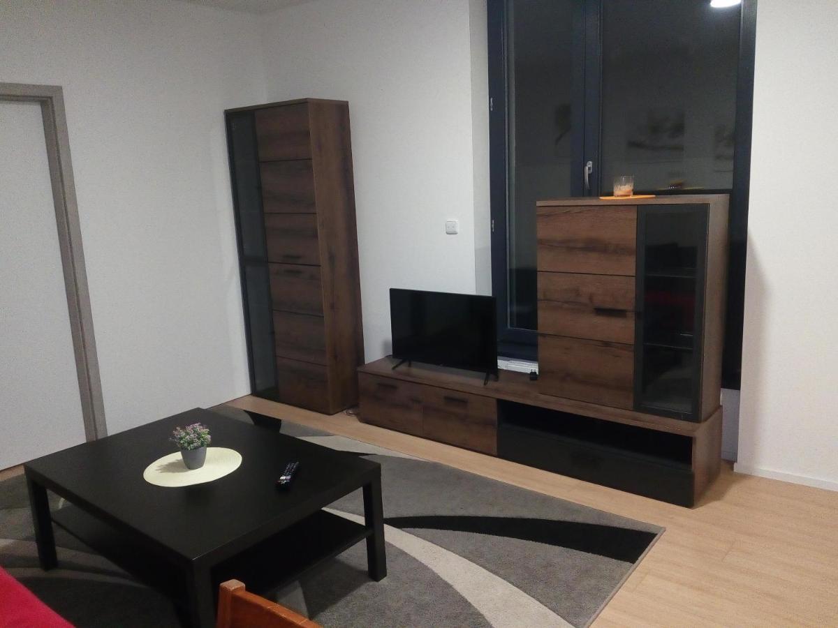 Apartman Stefanikova Злін Екстер'єр фото