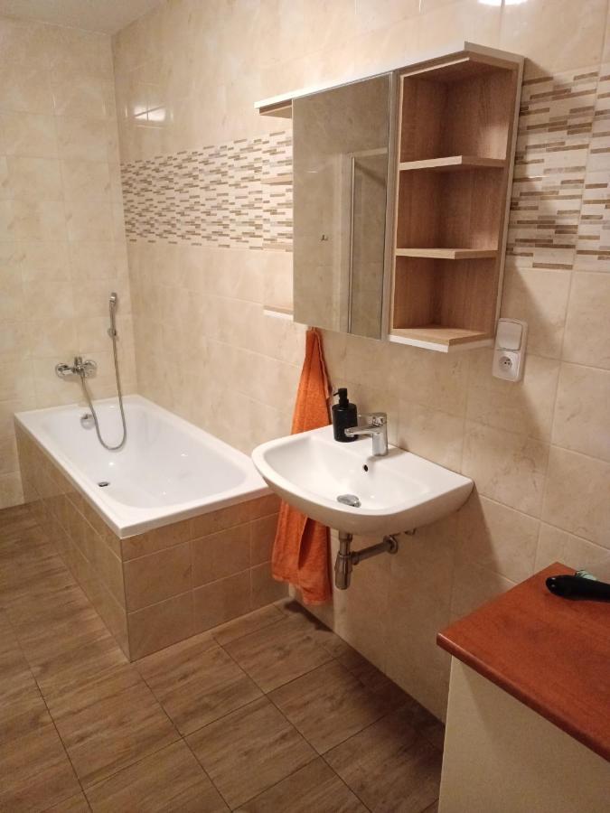 Apartman Stefanikova Злін Екстер'єр фото